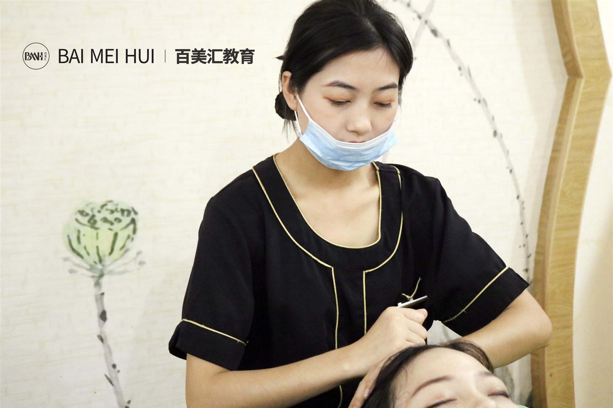 微信图片_201912051334501_副本.jpg