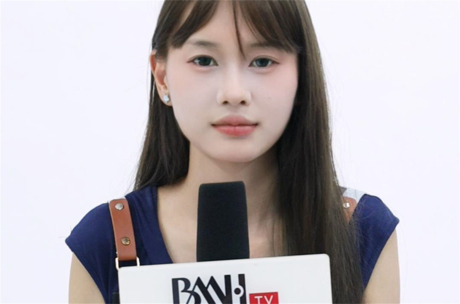彩妆班在校生阿五杨宁采访