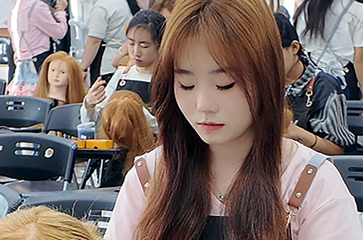 彩妆班新生蔡钰昀采访