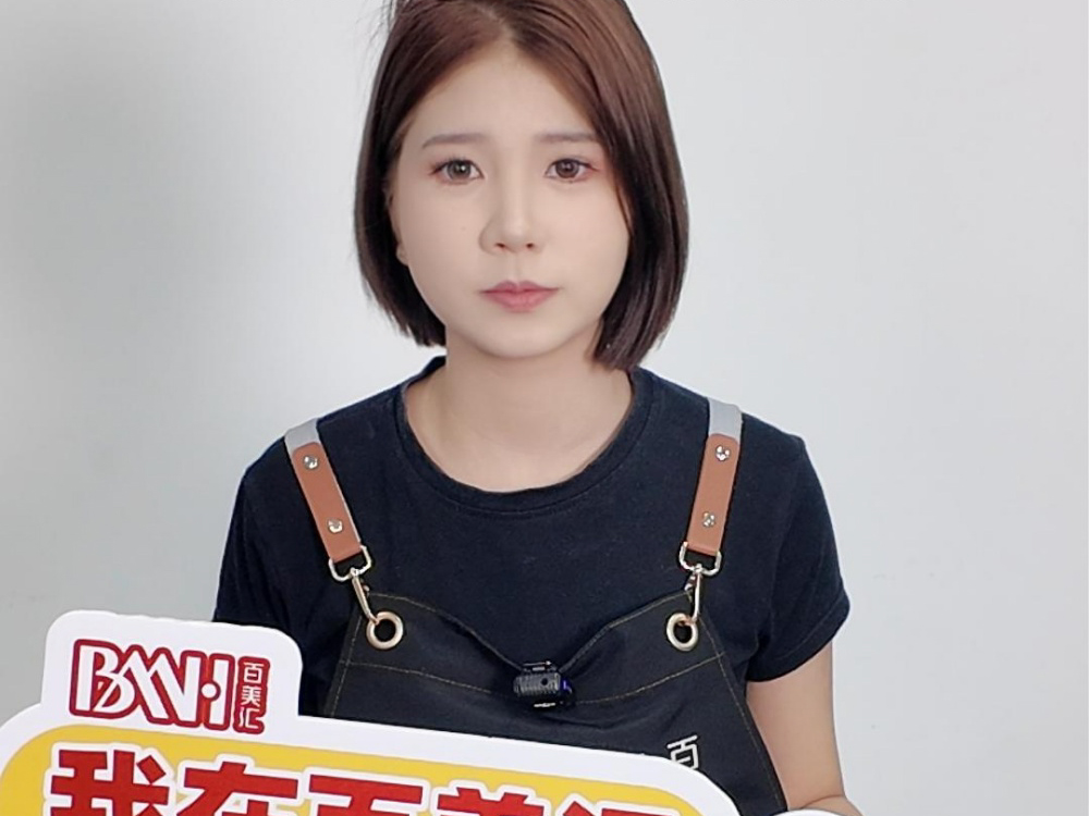 彩妆班在校生李晶晶采访